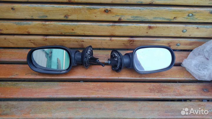 Боковое зеркало на renault logan