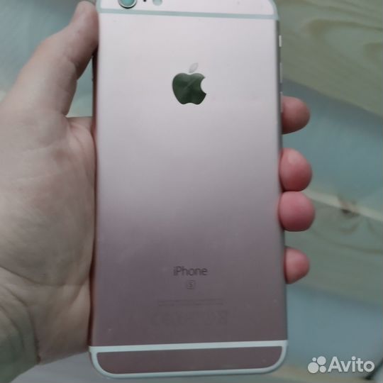 iPhone, 4 ГБ