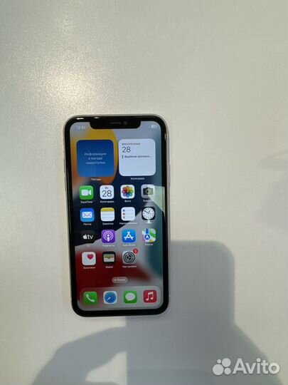 iPhone 11, 64 ГБ