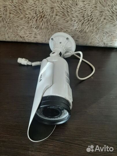 Регичтратор ip на 8 камер и уличная ip камера