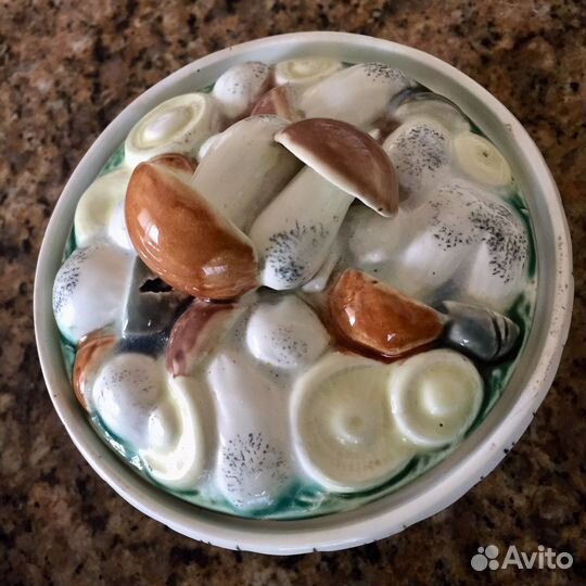 Масленка зик Грибы 50х годов