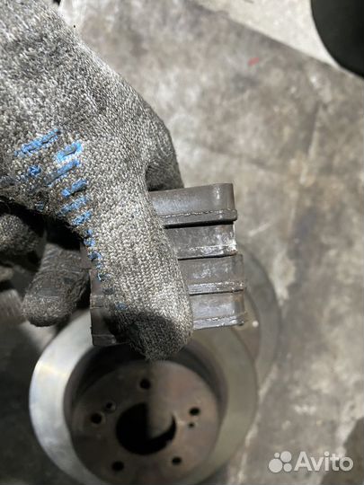 Тормозные диски и колодки mb w124