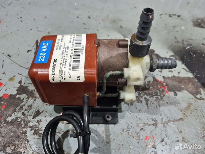 Помпа кондиционера cruisair 334003. dometic 336181