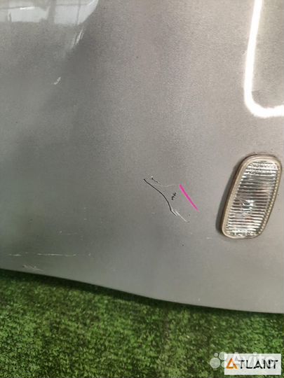 Крыло переднее левое toyota IST