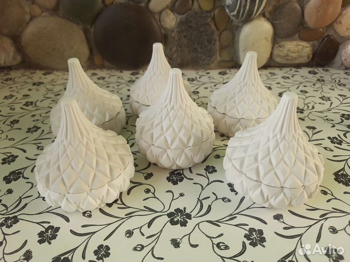 Гипсовая шкатулка или подсвечник