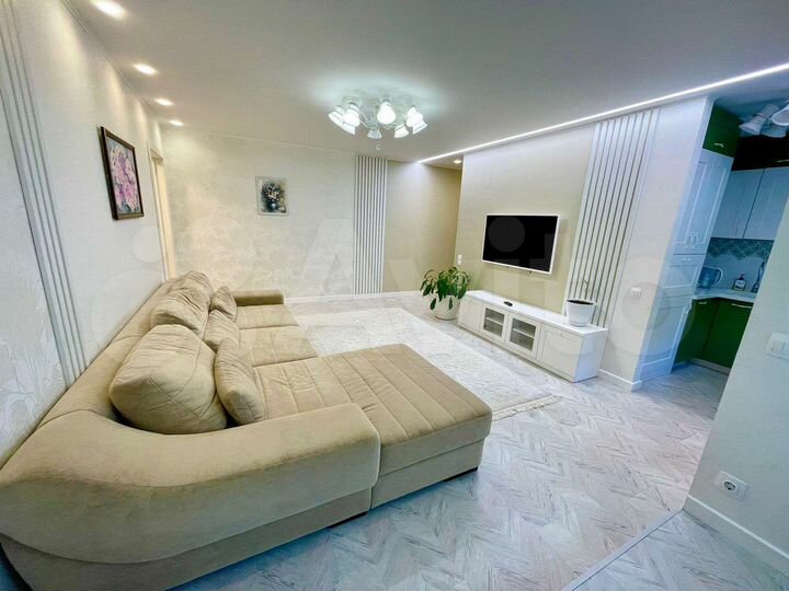 3-к. квартира, 57 м², 1/4 эт.