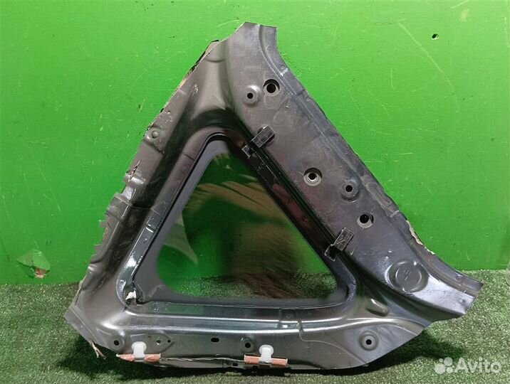 Стекло багажника левое Toyota RAV4 A30 2006