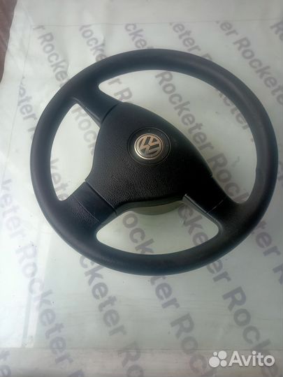 Руль Volkswagen Tiguan 1