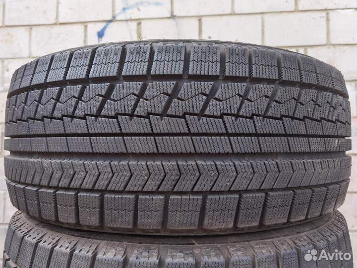 Bridgestone Blizzak VRX 225/50 R17 99W