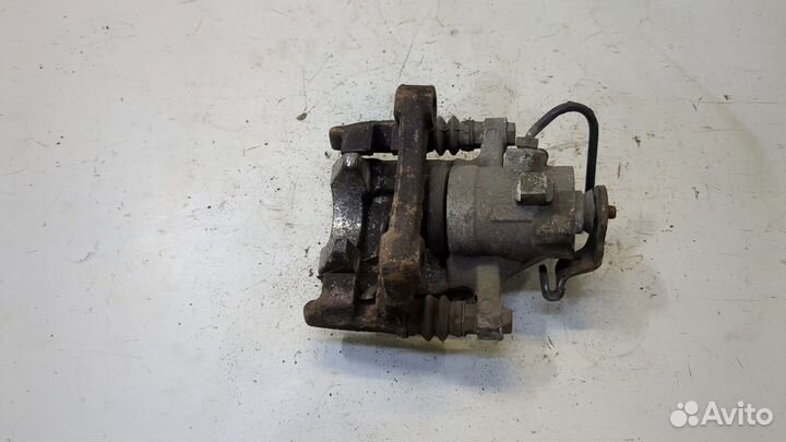 Суппорт Volkswagen Golf Plus, 2011