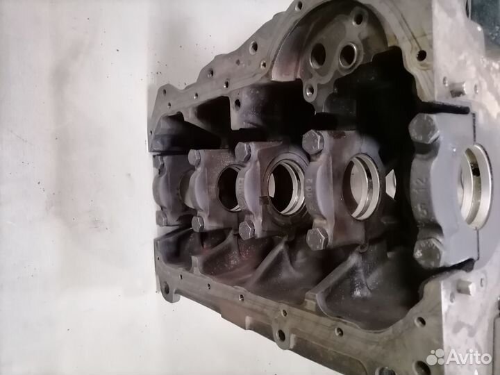 Блок цилиндров Volkswagen Passat B5 1.8 ADR 1998 г