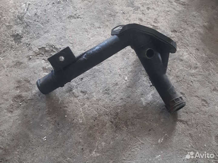 Трубка охлаждения Renault K9K 732