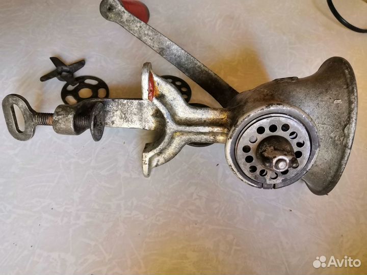 Мясорубка ручная СССР