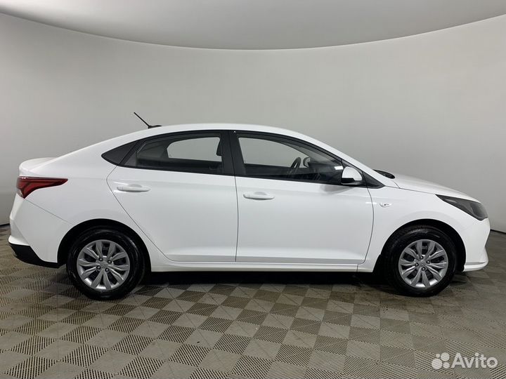 Hyundai Solaris 1.6 AT, 2021, 31 686 км