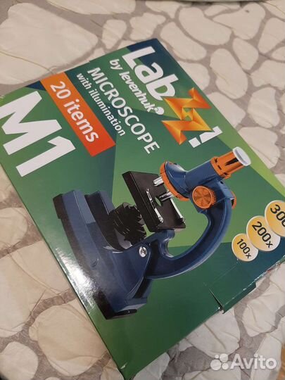 Микроскоп Levenhuk m1