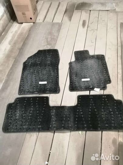 Коврики на тайоту королла филдер 2010г