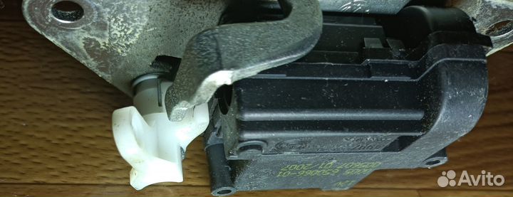 Замок багажника Fiat Panda