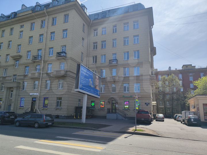 4-к. квартира, 105 м², 6/7 эт.