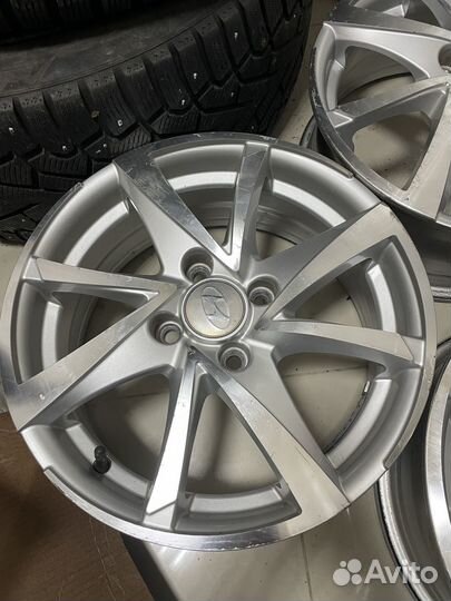 Литые диски r15 на hyundai solaris бу