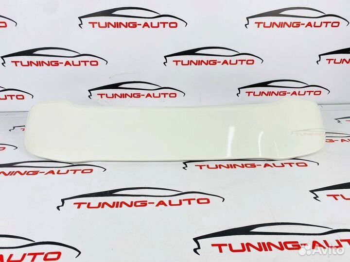 Спойлер на верх Toyota Land Cruiser 200 H3238