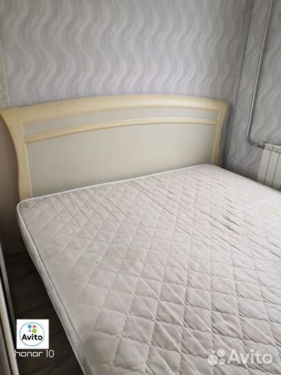 Кровать 