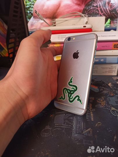 iPhone 6S, 32 ГБ