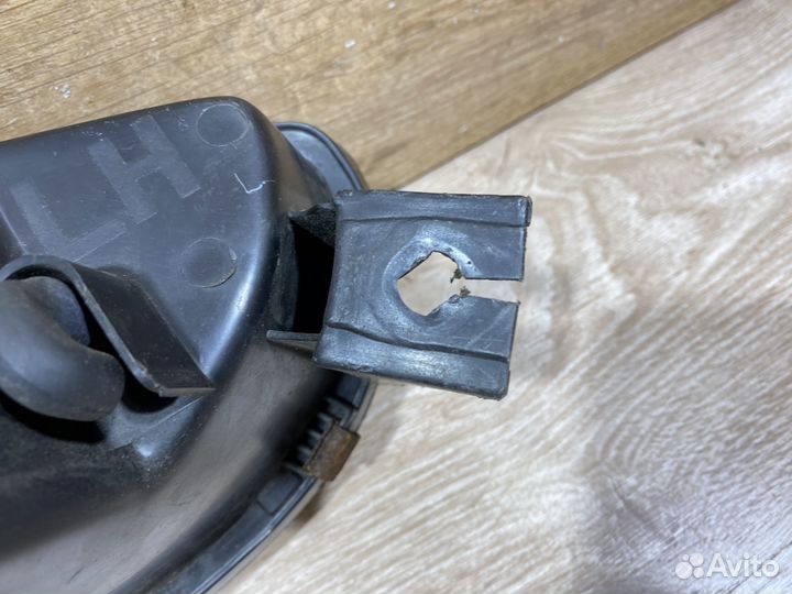 Фара передняя левая Hyundai Lantra 1 142380