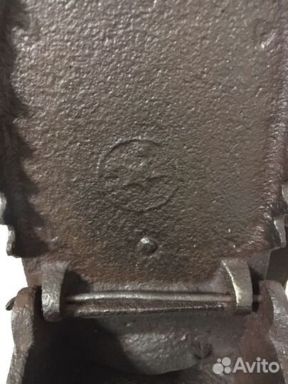 Утюг чугунный на углях- два или дровяной и литые