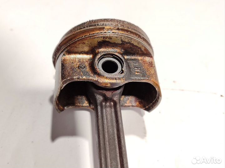 Поршень с шатуном 1.4 BUD на Skoda Octavia A5