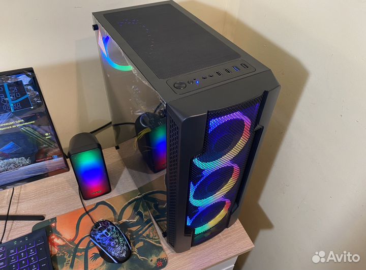 Красивый Игровой пк с монитором: Mistral X4