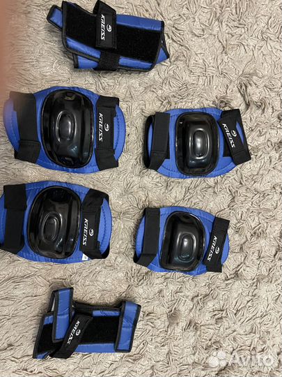 Набор защиты для роликов /коньков/велосипеда