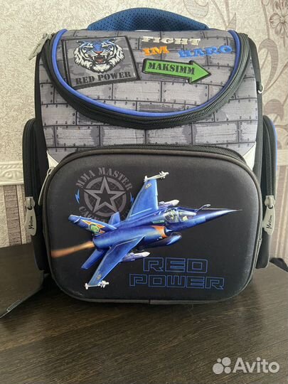 Школьный рюкзак