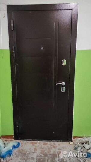 Дверь входная металлическая