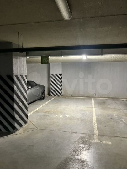Машиноместо, 14 м²