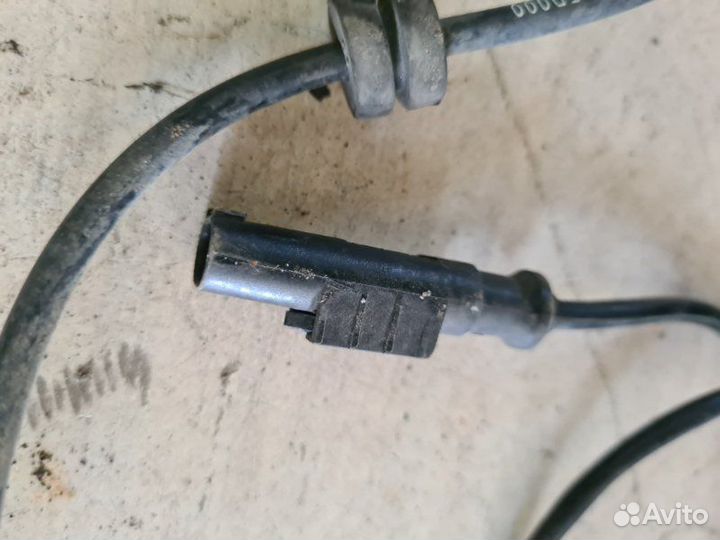 Датчик ABS задний Nissan Tiida C11 2012