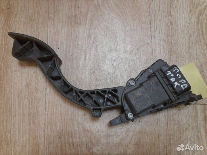 Педаль газа Ford Focus 2 2004-2011