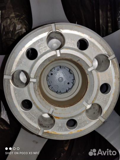 Колеса диски Porshe makan r18 Michelin Latitude