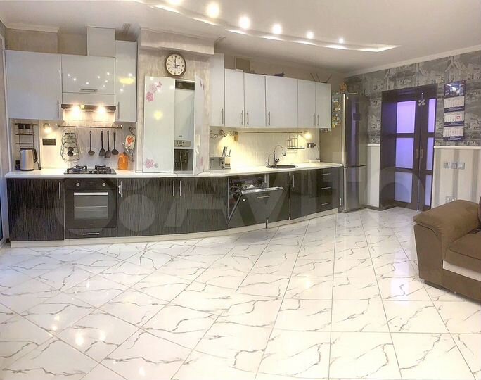 3-к. квартира, 115,3 м², 5/6 эт.