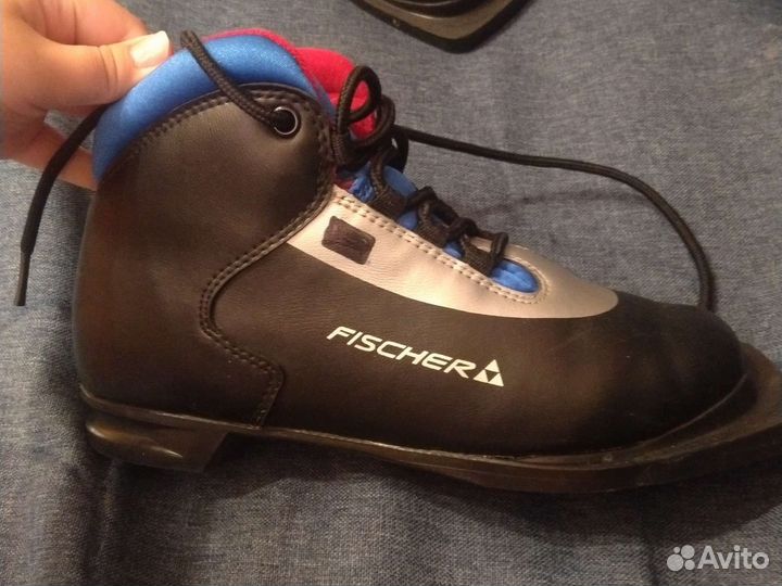 Лыжные ботинки