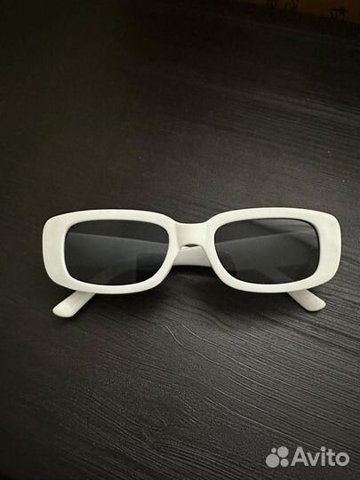 Солнцезащитные очки женские