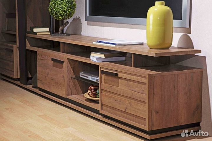 Тумба под телевизор