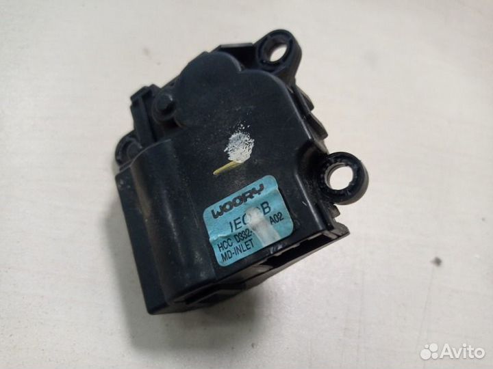 Моторчик заслонки отопителя Kia Ceed JD