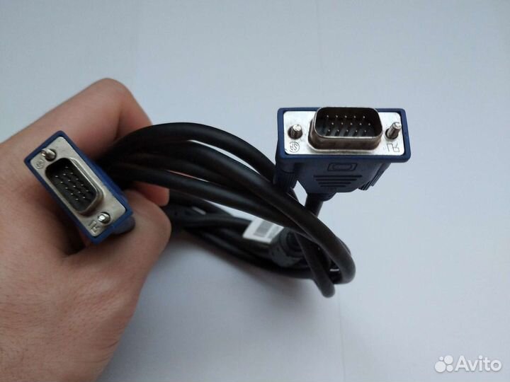 Кабель VGA