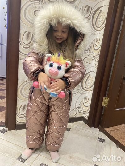 Зимний комбинезон для девочки