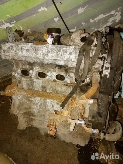 Двигатель volvo s40 1.8