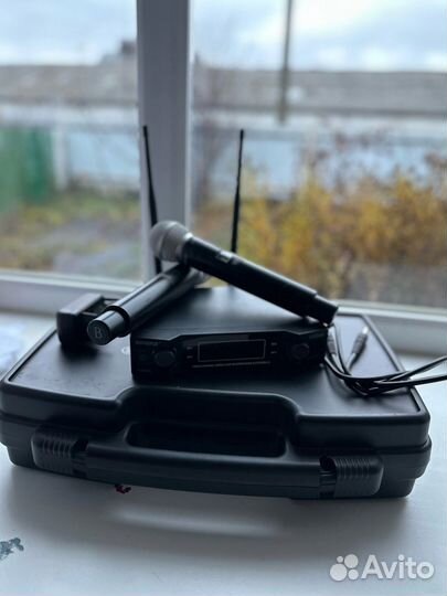 Микрофон беспроводной shure