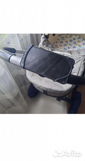 Держатель для телефона на коляску