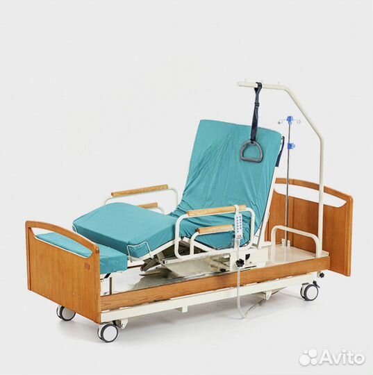 Медицинская кровать для ухода за больными
