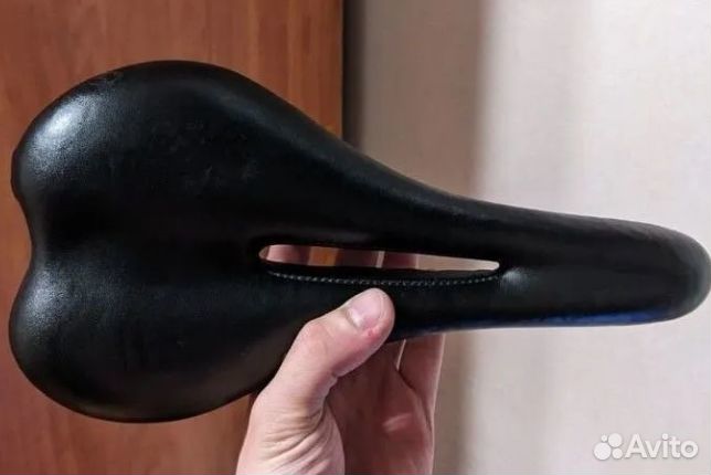 Велосипедное седло M-Wave Comp X