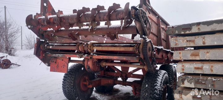 Разбрасыватель удобрений БобруйскАгромаш ПРТ-11, 2011